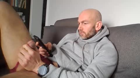 danny81boy online show from January 2026 12:20:01 PM