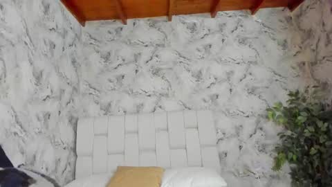 danny_fernandez online show from October 2025 05:48:02 AM