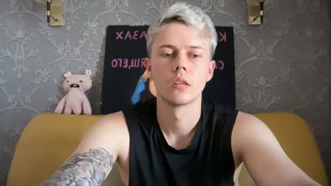Snapshot of danny_love01 chatting on June 2026 11:58:01 AM danny online show from June 2026 11:58:01 AM