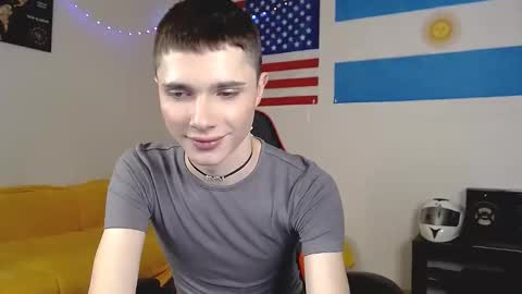 Snapshot of danny_noir chatting on October 2025 01:12:01 PM Danny online show from October 2025 01:12:01 PM