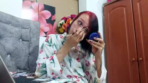 Issa online show from September 2025 02:23:01 AM