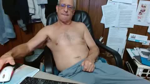 Snapshot of dano5913 chatting on November 2025 12:02:01 AM dano5913 online show from November 2025 12:02:01 AM