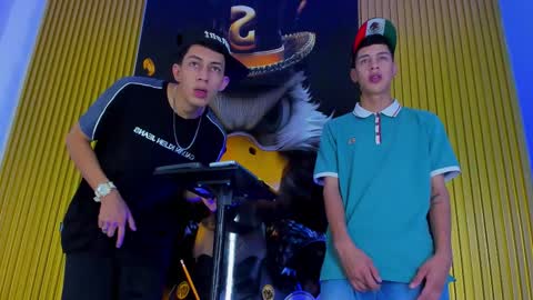 dante_brown1 online show from November 2025 09:57:02 PM