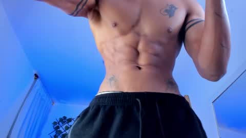 Snapshot of dante_cooper_0 chatting on January 2025 05:35:02 AM dante_cooper_0 online show from January 2025 05:35:02 AM