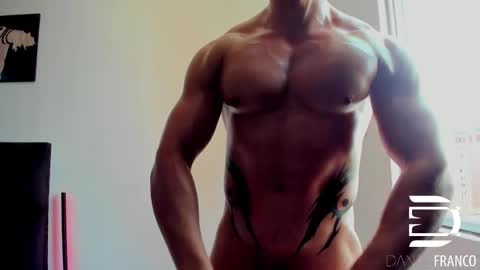 Snapshot of dante_franco chatting on November 2025 05:13:01 PM dante_franco online show from November 2025 05:13:01 PM