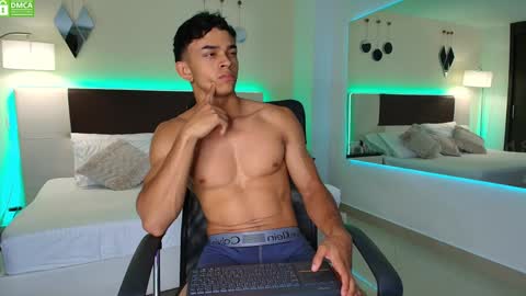 Snapshot of danteestone chatting on January 2025 12:15:01 AM Dante online show from January 2025 12:15:01 AM