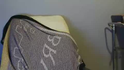 dantehot82 online show from January 2025 01:08:01 AM