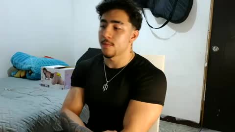 Snapshot of dantevicius chatting on November 2025 12:35:02 AM Dante Vicius online show from November 2025 12:35:02 AM