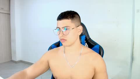 Dantraxx online show from February 2026 06:25:01 PM