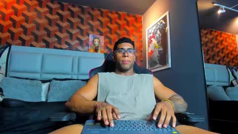 Snapshot of dany_dryy chatting on February 2025 09:05:02 PM Dany online show from February 2025 09:05:02 PM