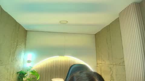 Dany online show from February 2026 12:32:02 PM