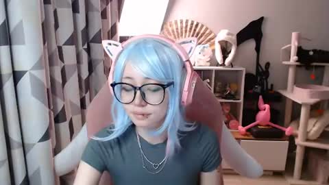 danyelleeyermann online show from July 2026 05:15:02 PM