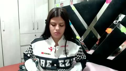 Snapshot of daphne877046 chatting on June 2026 12:19:02 AM daphne877046 online show from June 2026 12:19:02 AM