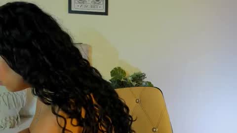 Antonella Mora online show from October 2025 12:06:01 PM