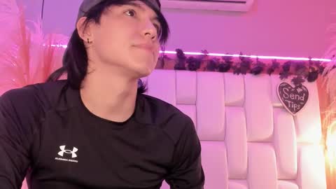 daphne_and_roger online show from March 2026 11:14:01 AM