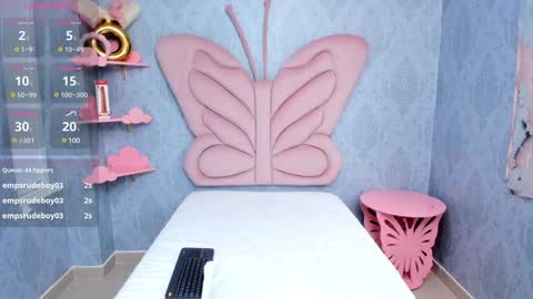 Snapshot of daphne_fox_ chatting on December 2024 02:10:01 PM Daphne  online show from December 2024 02:10:01 PM