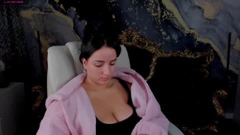Snapshot of daphne_moss chatting on December 2024 02:27:02 PM Agatha online show from December 2024 02:27:02 PM