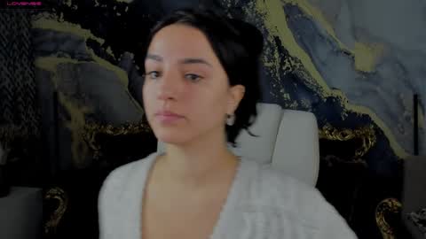 Snapshot of daphne_moss chatting on December 2024 02:10:02 PM Agatha online show from December 2024 02:10:02 PM