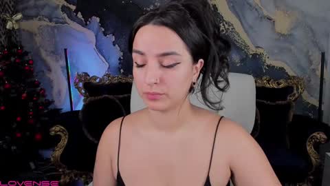 Snapshot of daphne_moss chatting on January 2025 08:59:01 PM Agatha online show from January 2025 08:59:01 PM