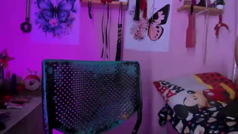 daphneandrade online show from February 2025 12:43:02 PM