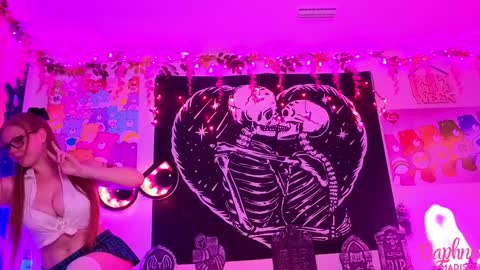 Snapshot of daphnemadison chatting on October 2025 12:08:01 AM Daphne Madison online show from October 2025 12:08:01 AM