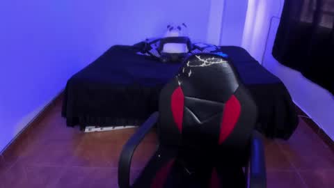 DAPHNE online show from December 2024 04:42:01 PM