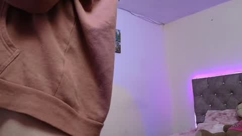 DAPHNE online show from December 2024 07:27:02 PM