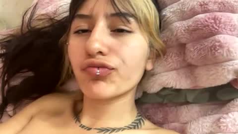 DAPHNE online show from February 2025 06:08:02 PM