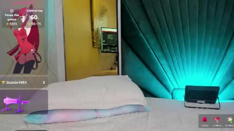 Snapshot of dara_petite_ chatting on October 2025 11:22:01 AM online show from October 2025 11:22:01 AM