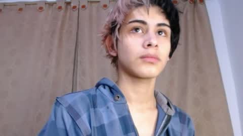 Snapshot of darasweet20 chatting on May 2026 10:59:01 PM DARA online show from May 2026 10:59:01 PM