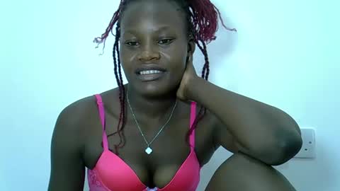 ESTHER online show from March 2025 08:07:01 AM