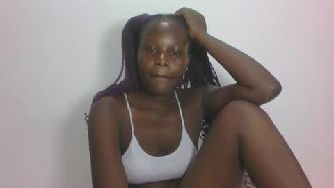 ESTHER online show from April 2026 02:58:02 PM