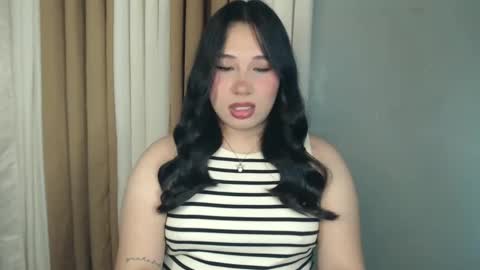 Snapshot of darcy_world chatting on February 2025 03:46:02 AM DARCY online show from February 2025 03:46:02 AM