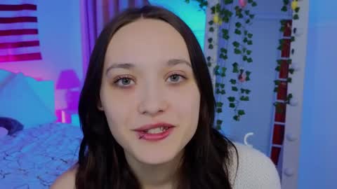 Darcy online show from March 2026 01:38:01 AM