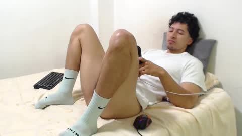 Snapshot of darekgates chatting on February 2025 02:14:02 PM Darekgates online show from February 2025 02:14:02 PM