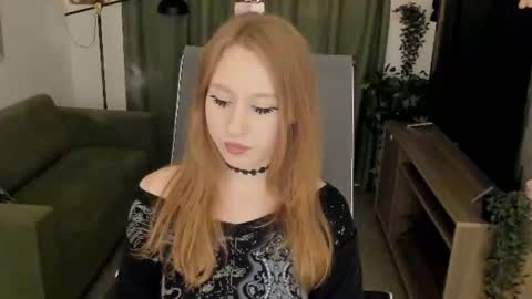 Snapshot of dariatate chatting on July 2026 05:52:01 PM Daria Tate online show from July 2026 05:52:01 PM