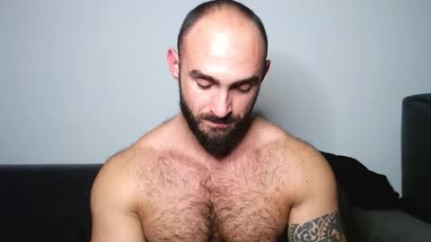 Dario  Muscel King online show from December 2025 07:55:01 PM