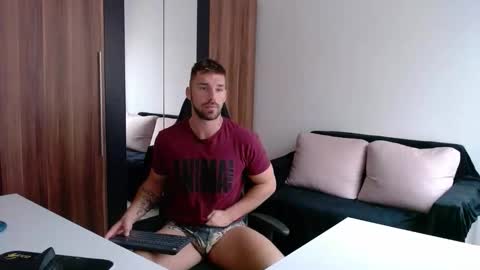 darius_94 online show from October 2025 08:11:02 AM