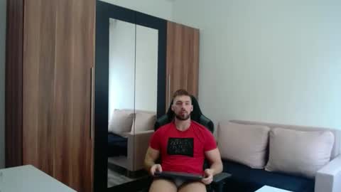 darius_94 online show from March 2026 08:19:01 AM