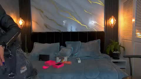 dark_dominika online show from April 2026 12:49:01 PM