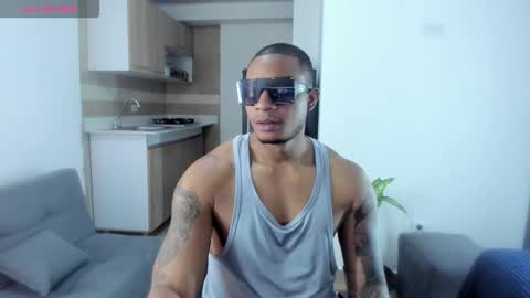 dark_dominion online show from October 2025 10:41:02 PM