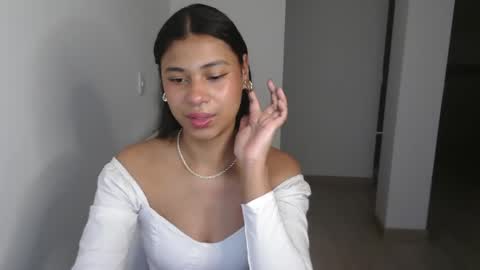 Sofia online show from December 2024 10:55:01 PM