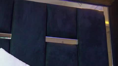 Sr. Eros online show from April 2026 06:19:01 AM