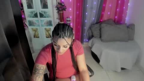 dark_flama online show from November 2025 06:30:02 PM