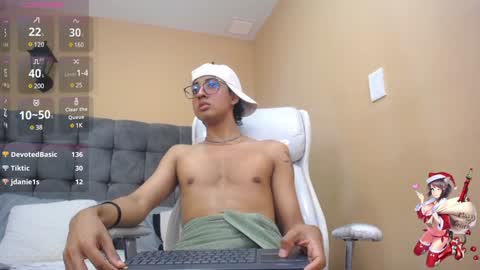 Andrew online show from December 2024 02:27:01 PM