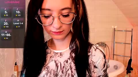 Snapshot of dark_lola_ chatting on December 2024 12:55:01 PM Lola online show from December 2024 12:55:01 PM
