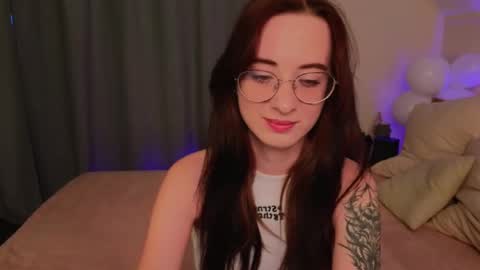 Snapshot of dark_lola_ chatting on February 2025 09:34:02 AM Lola online show from February 2025 09:34:02 AM