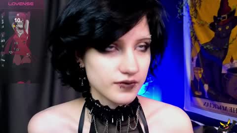 Vamp  online show from December 2024 12:05:01 AM