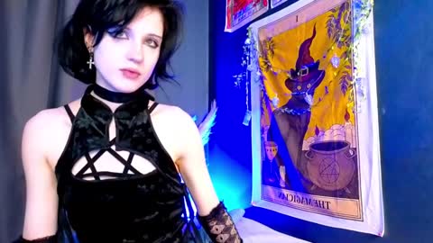 Vamp  online show from December 2024 08:58:02 PM