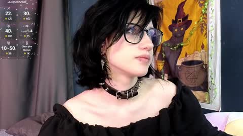 Vamp  online show from February 2025 06:37:02 PM